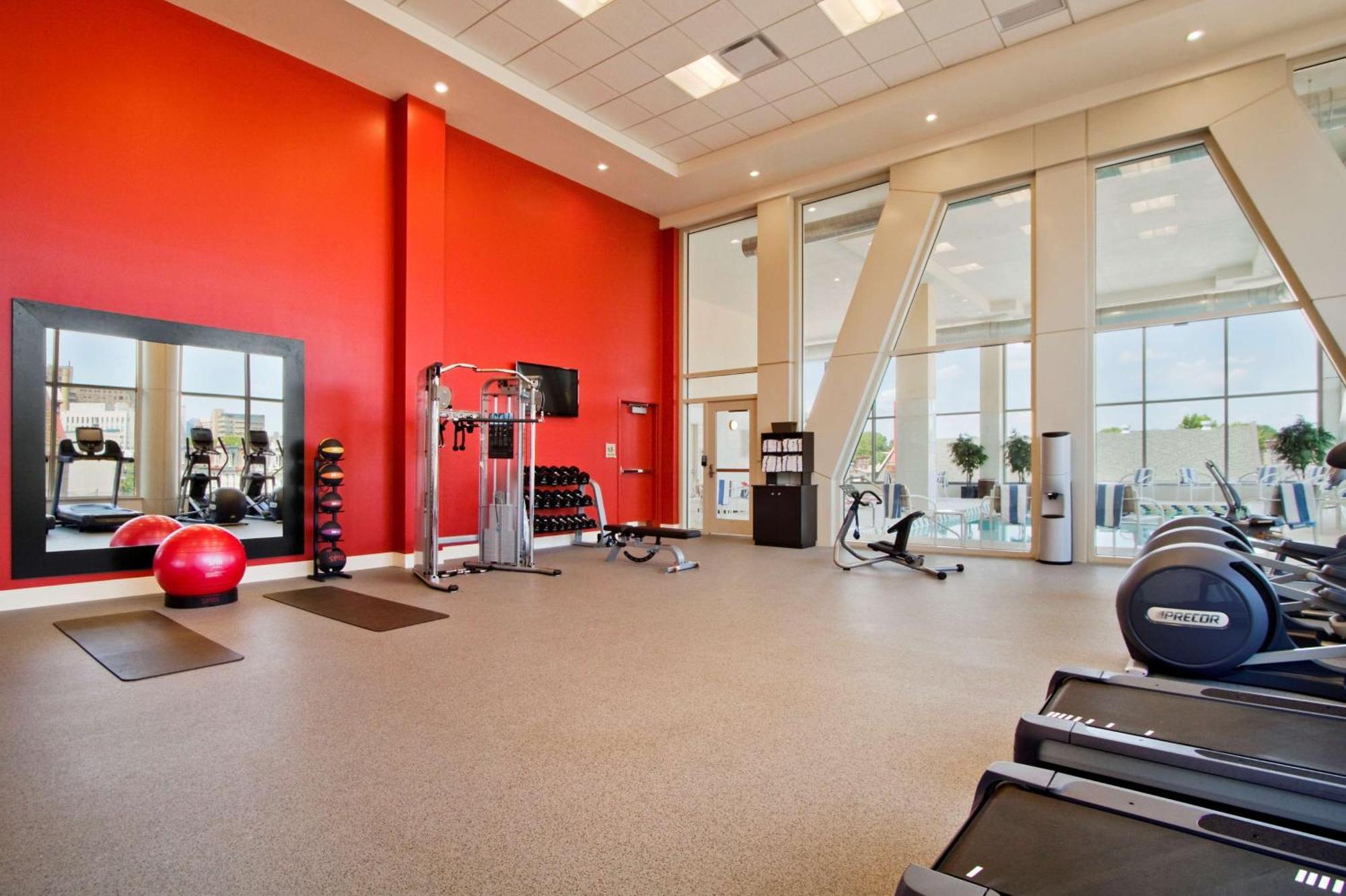 Hotel Homewood University City 3*